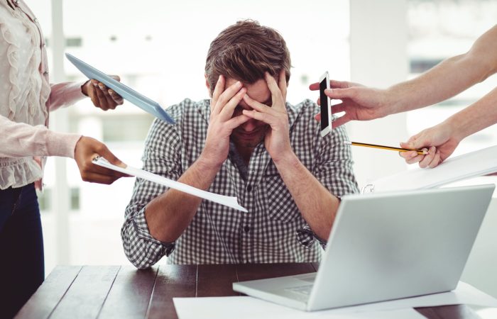burnout Risques psychosociaux -Santé mentale au travail Charge de travail - Burn-out : les signes qui ne trompent pas PROpul'Sens, coaching pro à Vannes Se reconstruire après l'épuisement professionnel